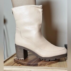 OmySky Chunky Heel Chelsea Ankle Boots | Cream/Ivory | Women’s Size 9.5